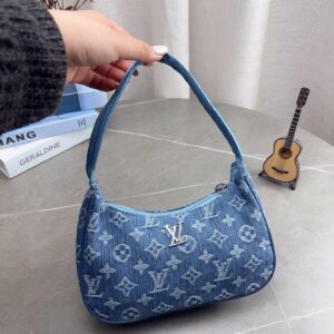 LV New Season Underarm Bag